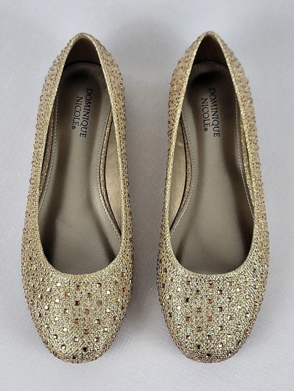 Size 9W Dominique Nicole Embellished Gold Flats